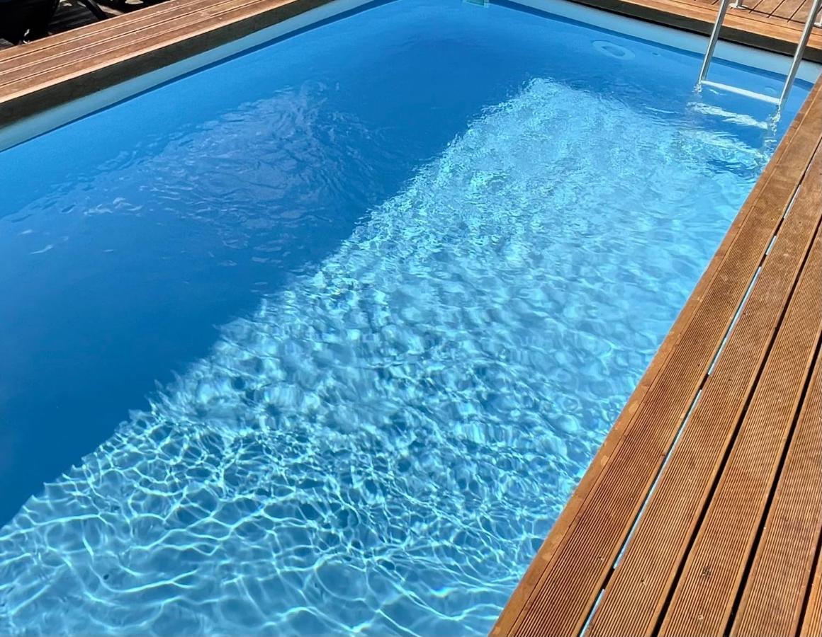 Villa Spring Apartments Мета Екстериор снимка